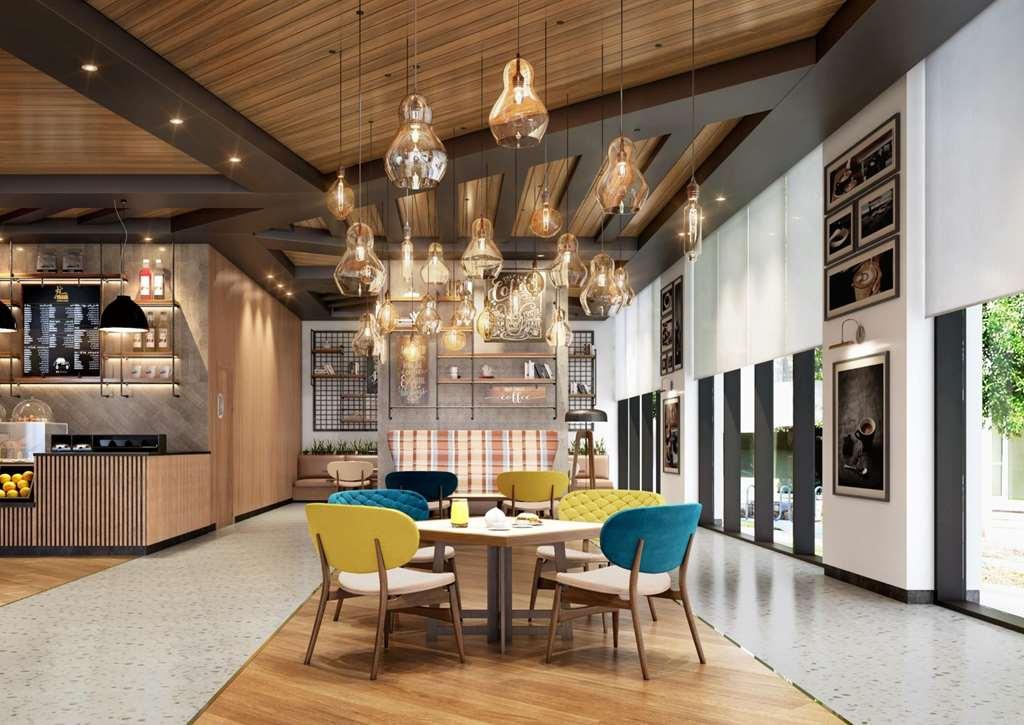 Doubletree By Hilton Muscat Qurum Restaurante foto